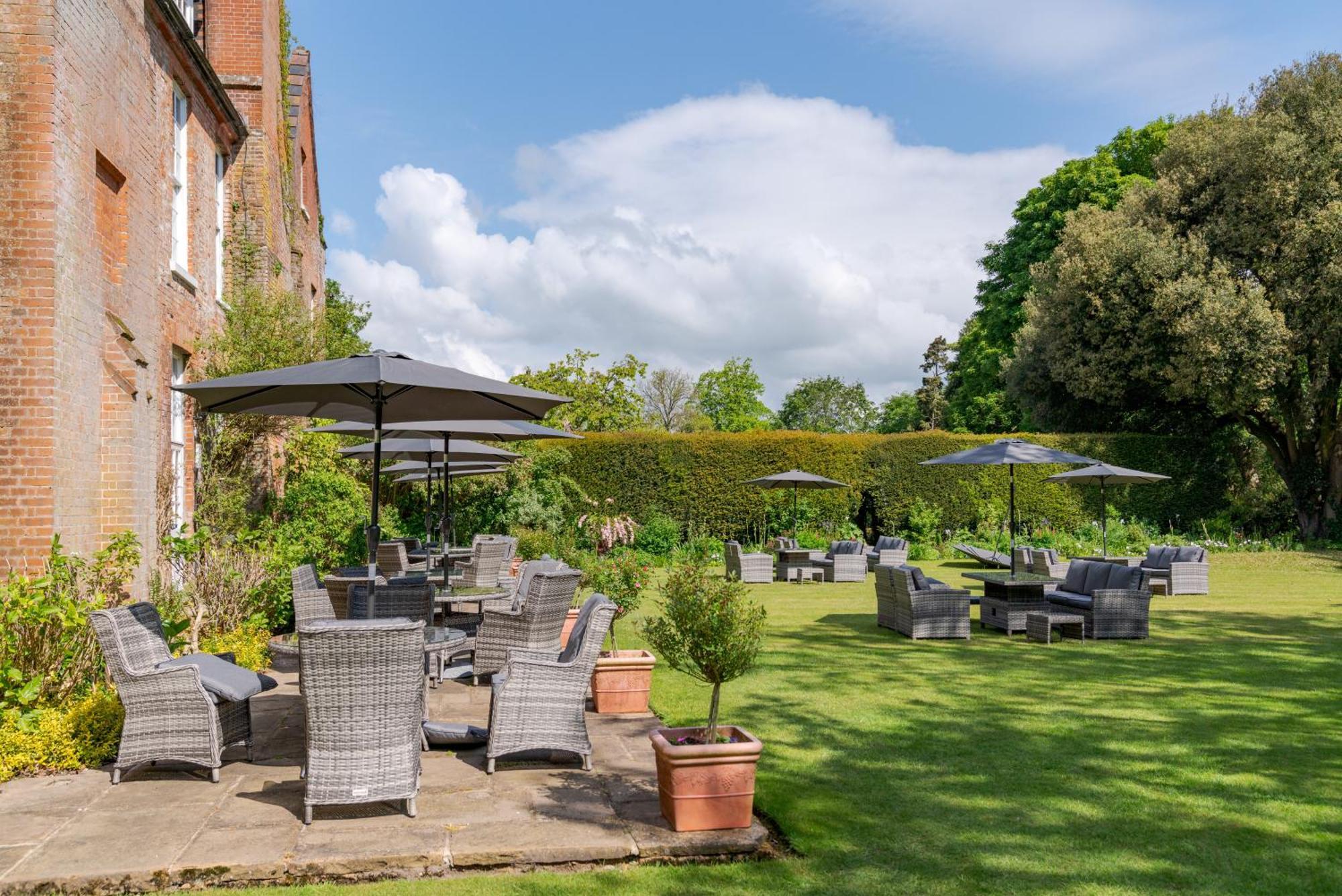 Hintlesham Hall Hotel イプスウィッチ エクステリア 写真